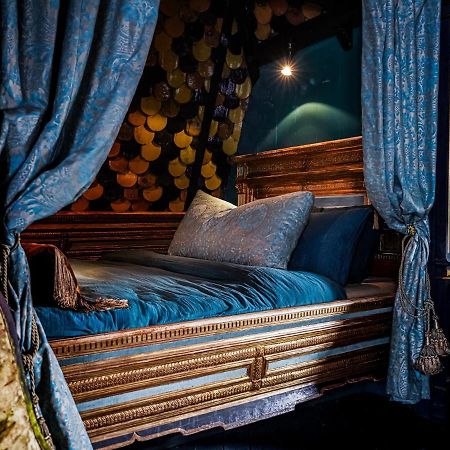 Private And Chique Salon De Franz - With Large Terrace Bed and Breakfast Amsterdam Buitenkant foto