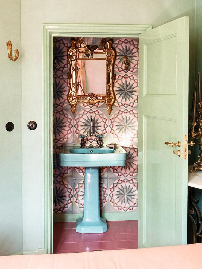 Private And Chique Salon De Franz - With Large Terrace Bed and Breakfast Amsterdam Buitenkant foto